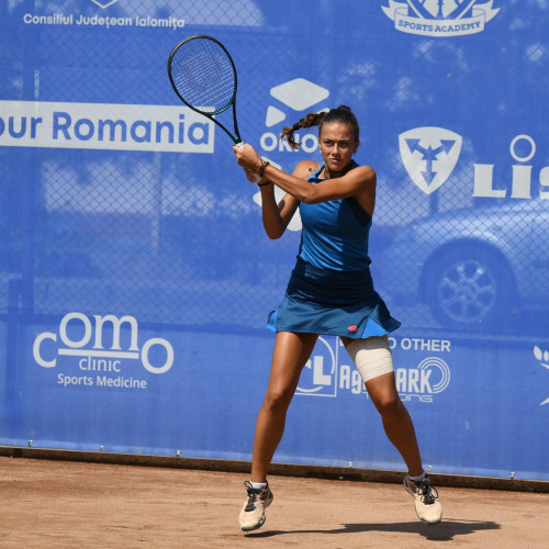 NAPARIS TROPHY: Turneu internațional de tenis la Slobozia ajunge în optimile de finală