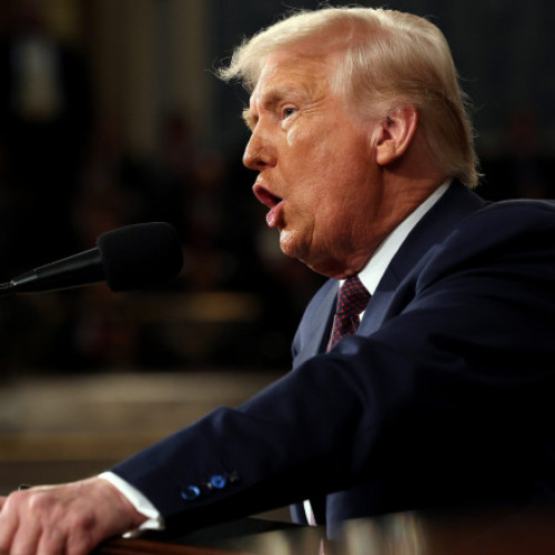 Donald Trump susține că economia SUA este puternică, în ciuda prăbușirii piețelor