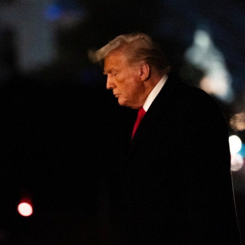 Planurile administrației Trump pentru extragerea metalelor de pe fundul oceanului