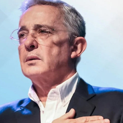 Fostul președinte al Columbiei, Alvaro Uribe, condamnat la 12 ani de arest la domiciliu