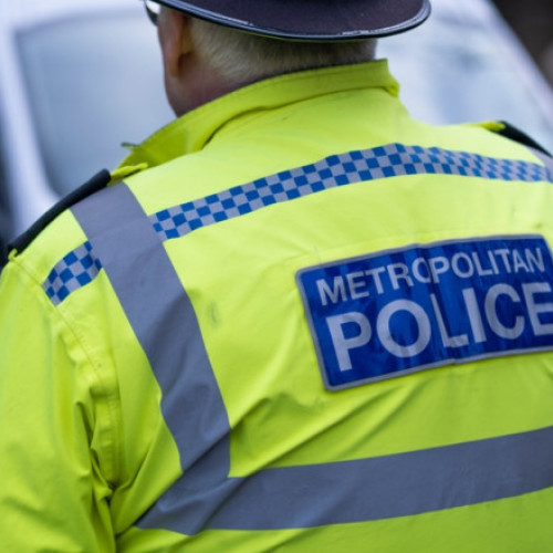 Bărbat acuzat de vandalism rasist în sinagogi și școli evreiești din Londra