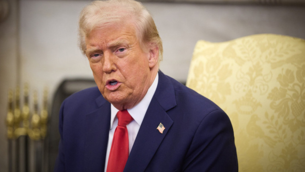 Donald Trump cere oprirea imediată a achizițiilor de petrol rusesc de către UE și NATO