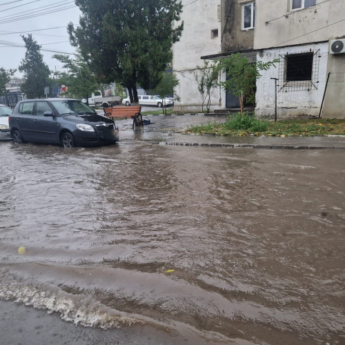 Ialomița rămâne sub cod galben după codul portocaliu pentru ploi și vânt