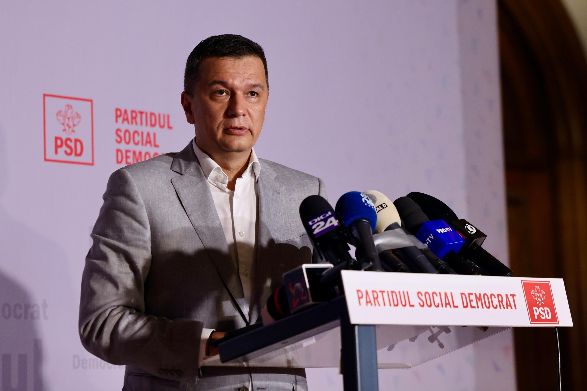 Sorin Grindeanu: propunerile de disponibilizare din administrație nu sunt reformă, ci concedieri în masă