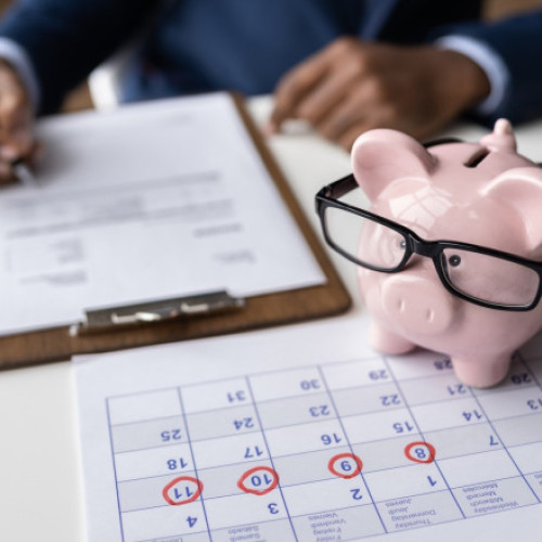 Centrul Național de Învățământ Turistic are prea mulți șefi pentru puținii angajați