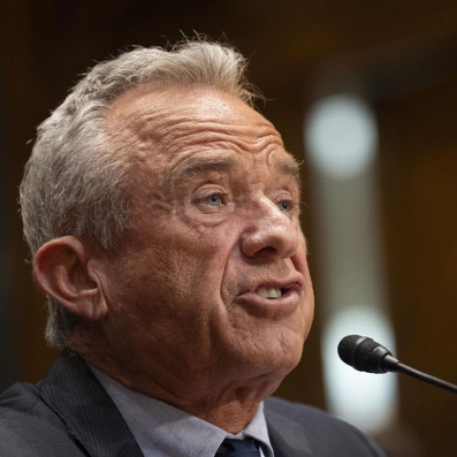 Secretarul sănătății SUA: Tylenol trebuie folosit cu prudență în sarcină, fără legături certe cu autismul