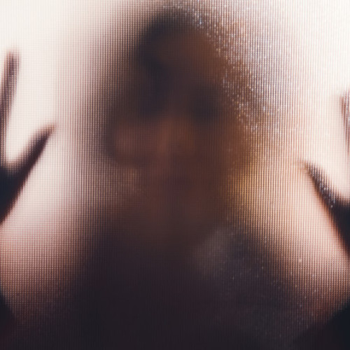 România propune o lege pentru definirea și pedepsirea femicidului